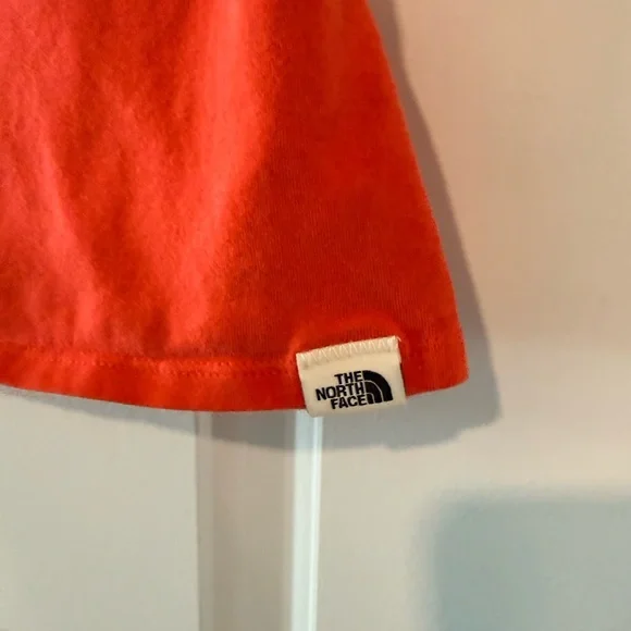 The North Face Women’s Medium Red Racerback Tank Top Athletic Workout - Picture 3 of 5